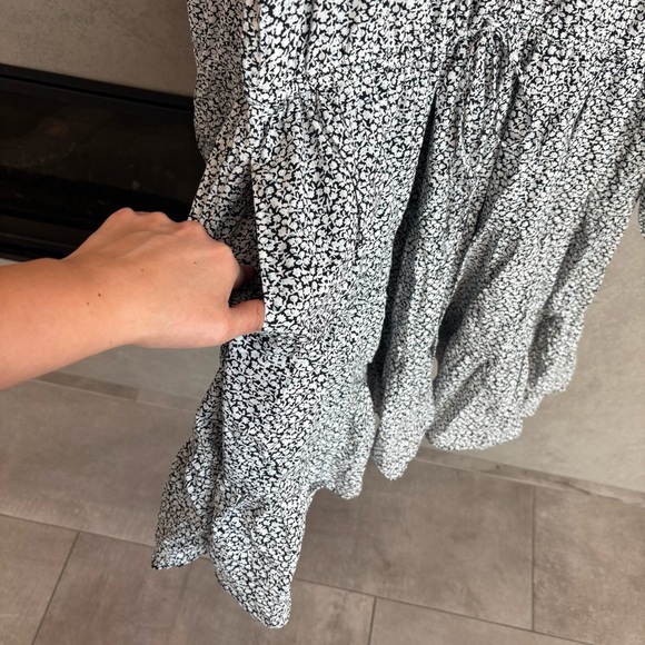 NWT & Other Stories Long Sleeves Mini Dress, Size L - Picture 8 of 16